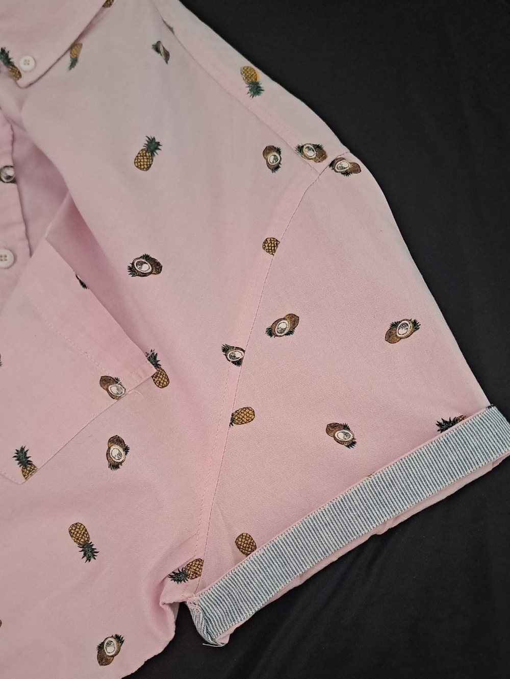 Sovereign Code Pink Short-Sleeve Button-Down Shirt with Pineapple Print - Picture 7 of 11